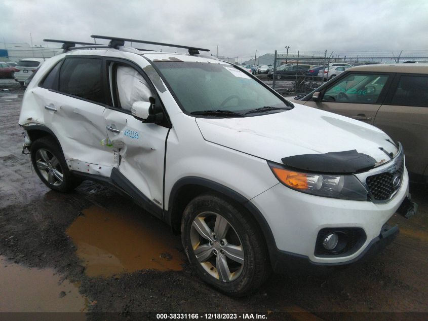 2013 KIA SORENTO - 5XYKUDA22DG362920