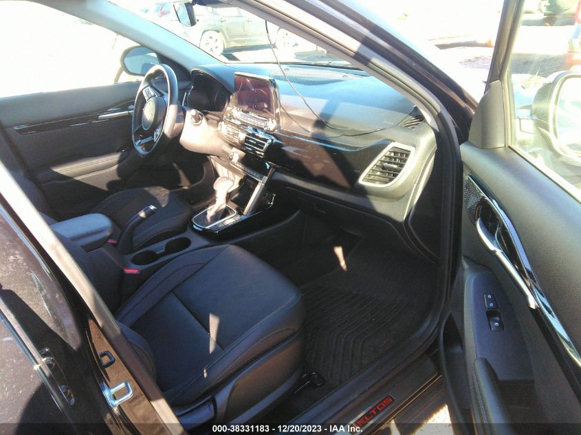 2022 KIA SELTOS EX - KNDERCAA7N7321245