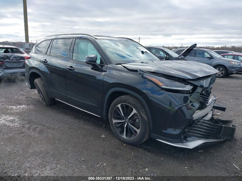 Lot #2539237841 2022 TOYOTA HIGHLANDER XSE salvage car