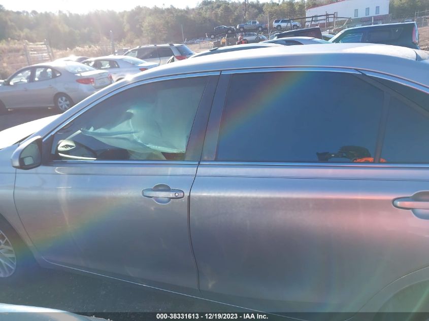 2017 TOYOTA CAMRY LE/XLE/SE/XSE - 4T1BF1FK3HU322184