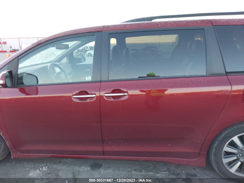 VIN 5TDYZ3DC6LS052054 2020 TOYOTA SIENNA XLE/XLE PREMIUM/LIMITED/LIMITED PREMIUM