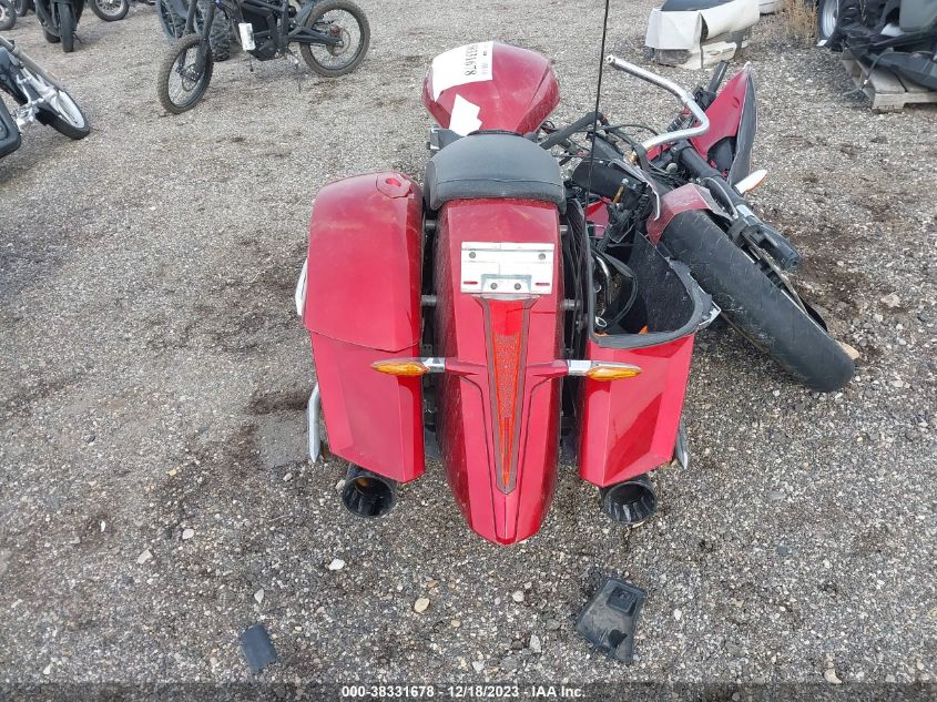 2015 VICTORY MOTORCYCLES MAGNUM - 5VPYW36N8F3046433