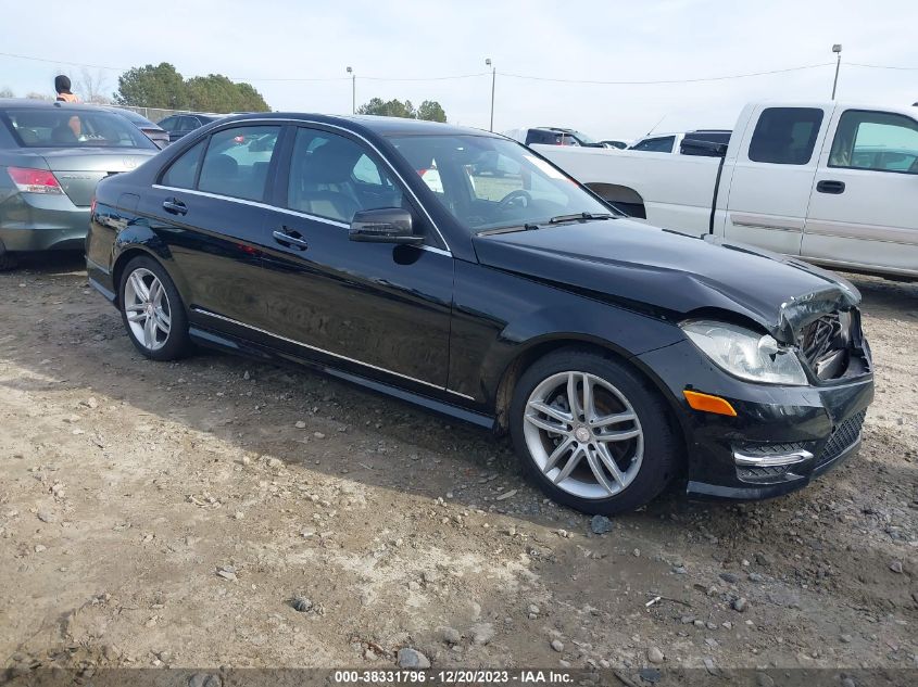 2014 MERCEDES-BENZ C 250 LUXURY/SPORT - WDDGF4HB7ER306065