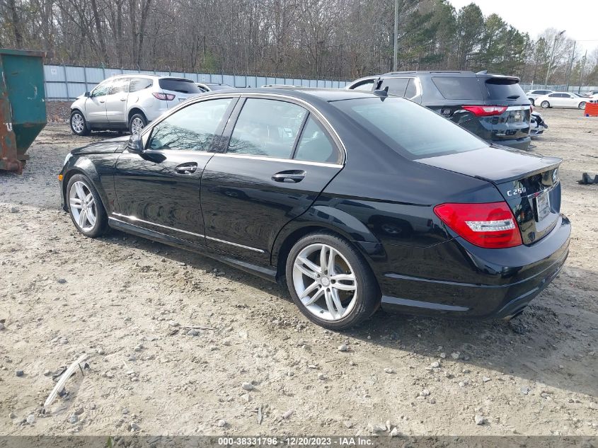 2014 MERCEDES-BENZ C 250 LUXURY/SPORT - WDDGF4HB7ER306065