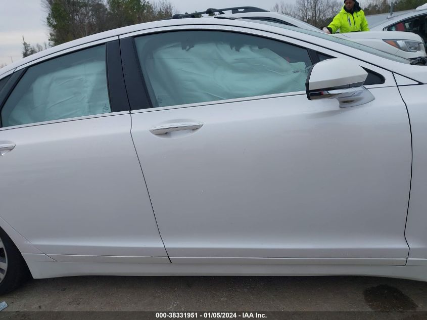 2017 LINCOLN MKZ RESERVE - 3LN6L5E92HR620443