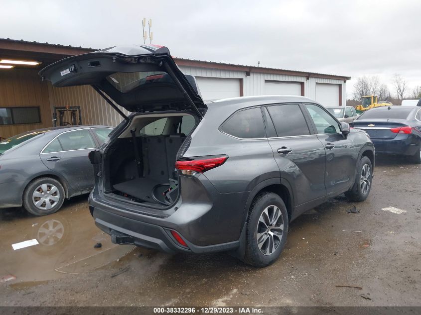 VIN 5TDKDRBH4PS014818 2023 TOYOTA HIGHLANDER XLE