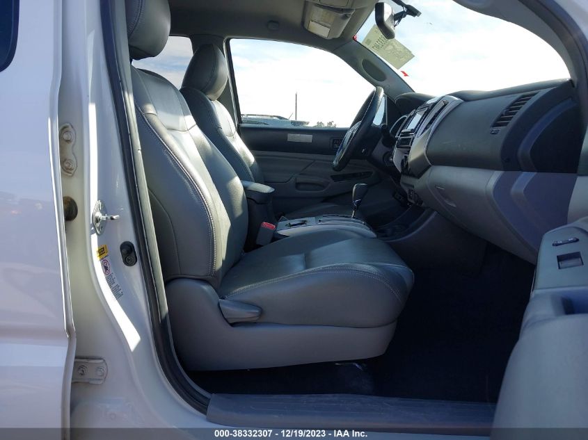 2015 TOYOTA TACOMA BASE V6 - 5TFLU4EN7FX138907