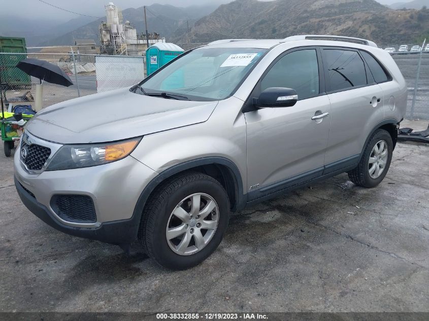 2013 KIA SORENTO LX V6 - 5XYKTDA20DG391089