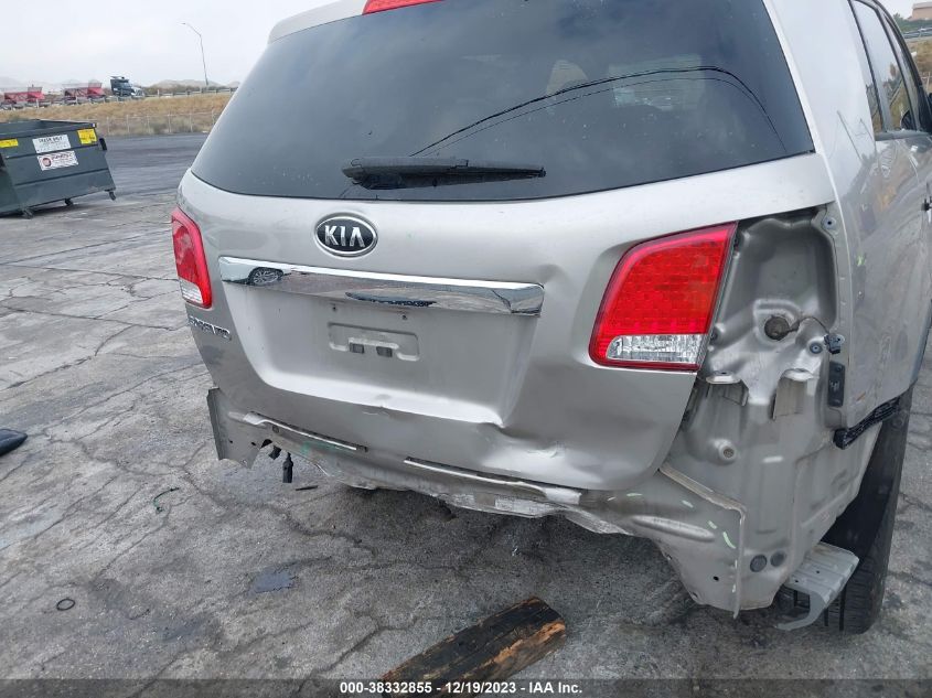 2013 KIA SORENTO LX V6 - 5XYKTDA20DG391089