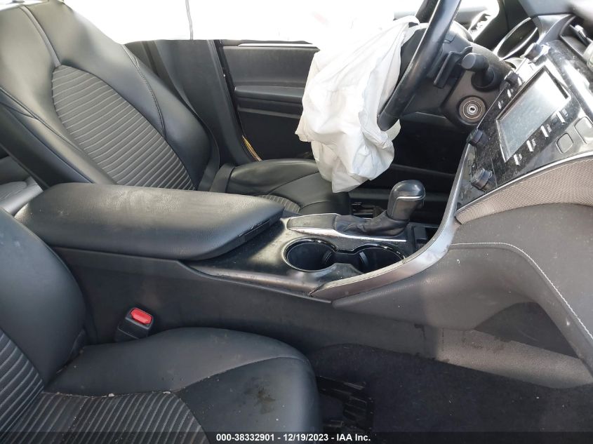 2018 TOYOTA CAMRY L/LE/XLE/SE/XSE - 4T1B11HK5JU082329