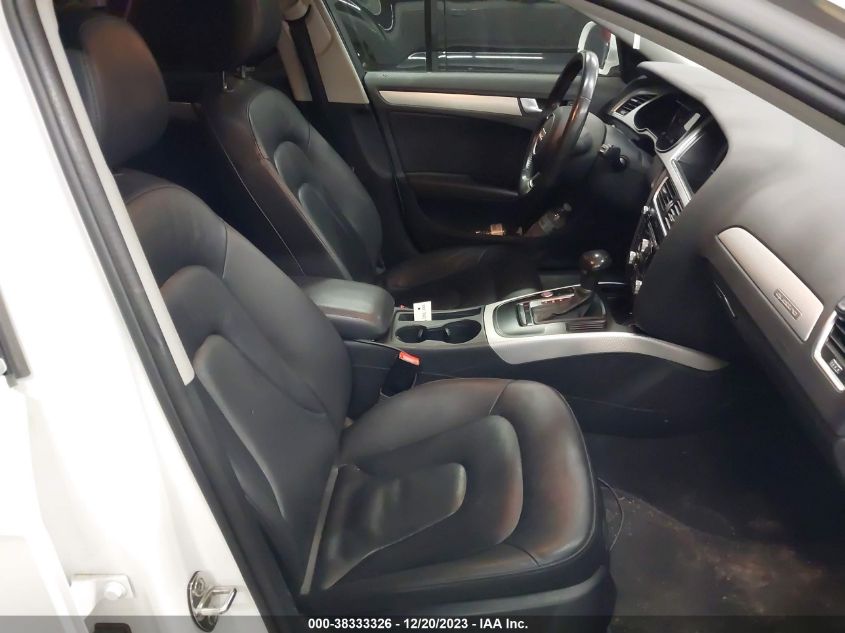 2016 AUDI A4 PREMIUM S-LINE - WAUBFAFLXGN011788
