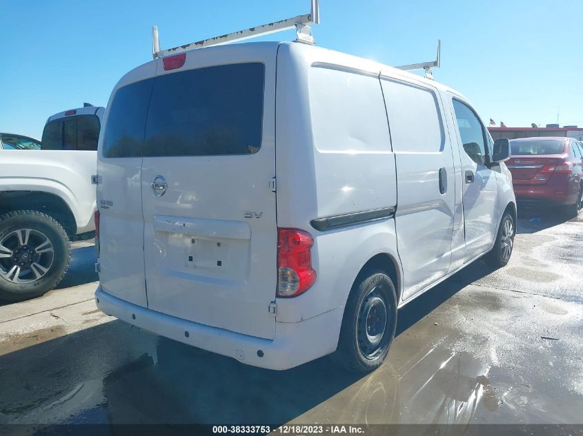 2017 NISSAN NV200 SV - 3N6CM0KN3HK700414