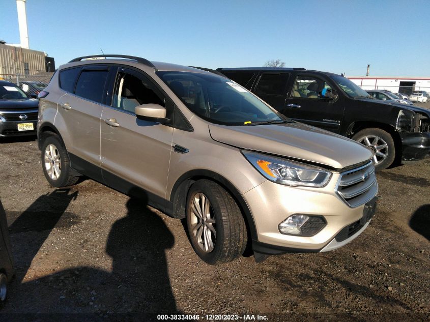 2017 FORD ESCAPE SE - 1FMCU9GD9HUT17691