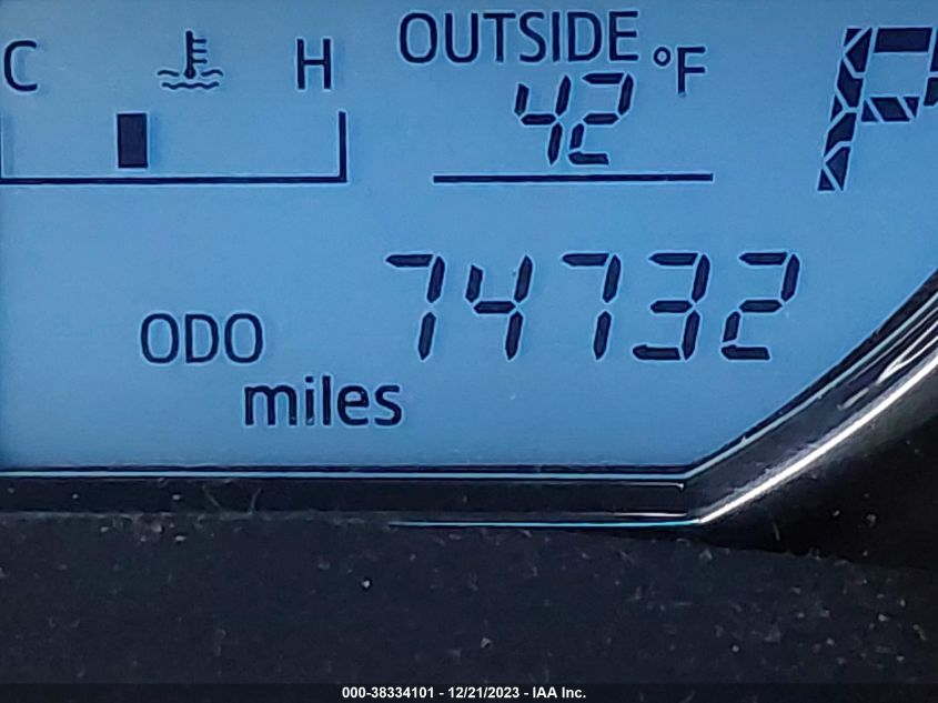 2015 TOYOTA COROLLA LE - 2T1BURHE7FC427630
