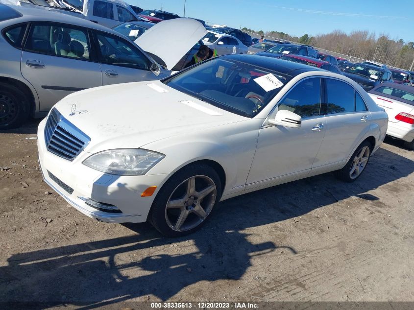 2013 MERCEDES-BENZ S 550 4MATIC - WDDNG9EB5DA536741