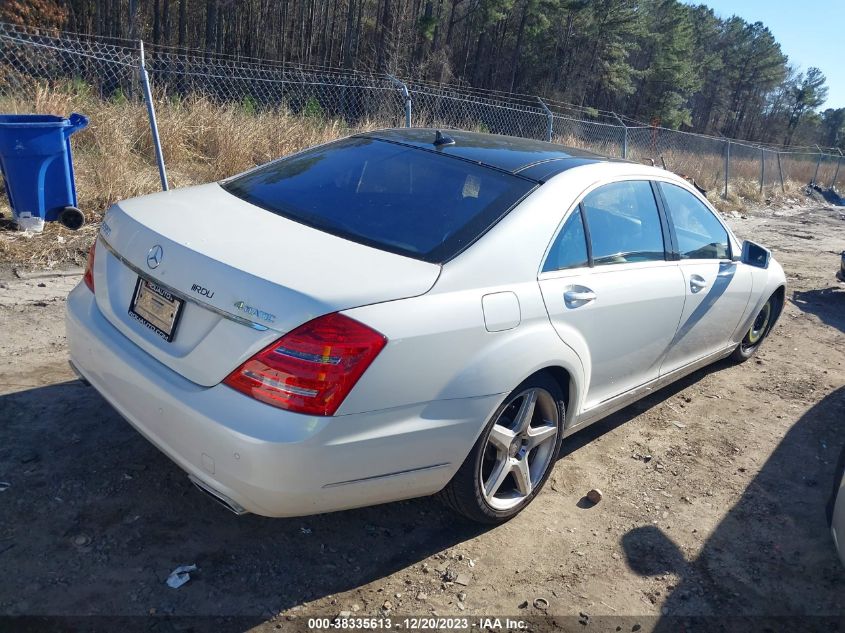 2013 MERCEDES-BENZ S 550 4MATIC - WDDNG9EB5DA536741