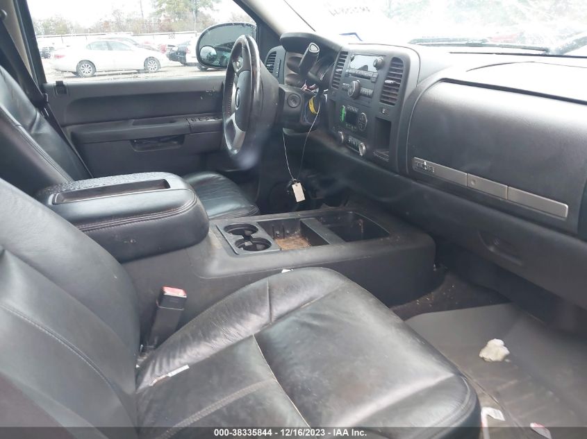 2013 CHEVROLET SILVERADO 1500 C1500 LT - 3GCPCSE06DG173517