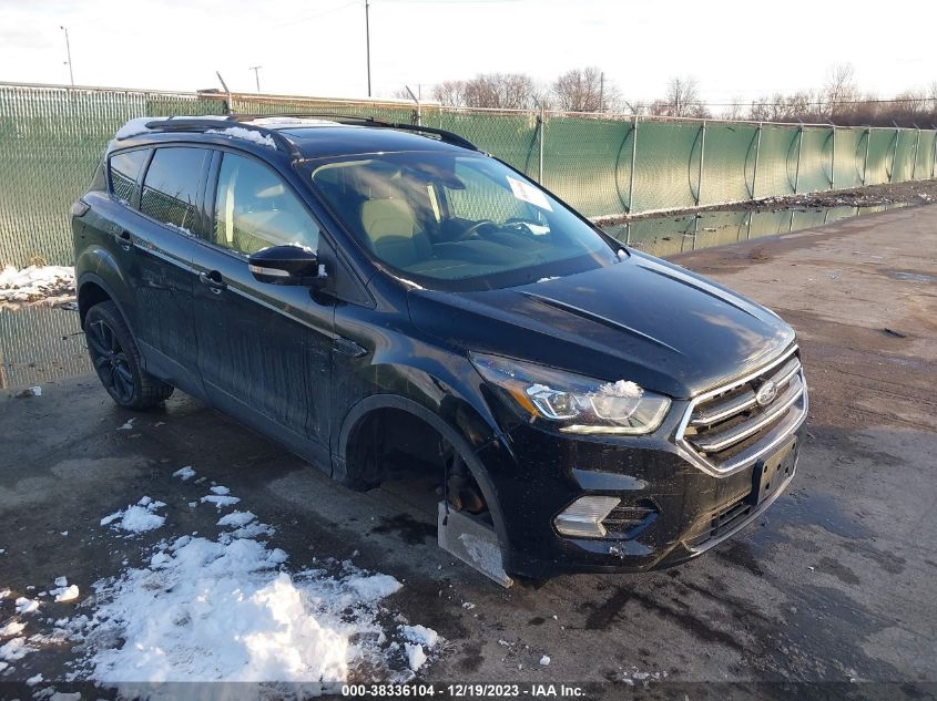 2017 FORD ESCAPE TITANIUM - 1FMCU9J90HUD06876