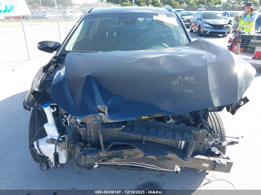 VIN KM8K6CAA6LU578130 2020 HYUNDAI KONA SEL PLUS