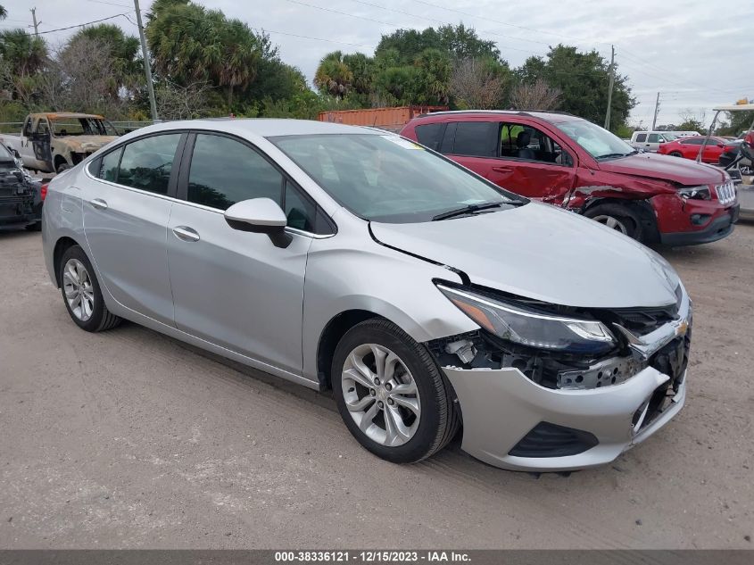 2019 CHEVROLET CRUZE LT - 1G1BE5SM1K7129519