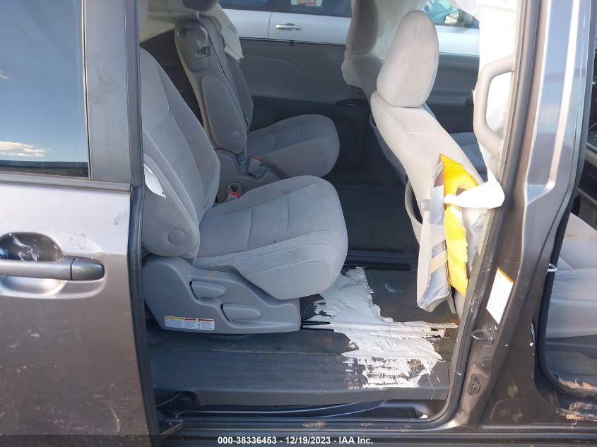 2015 TOYOTA SIENNA LE - 5TDKK3DC5FS649100
