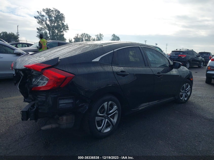 VIN 2HGFC2F54JH538604 2018 HONDA CIVIC LX