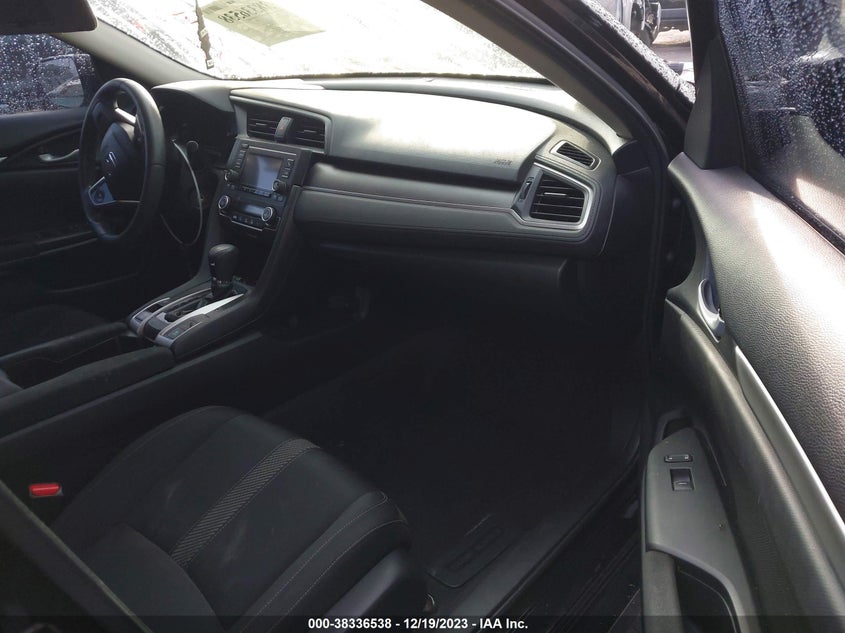 VIN 2HGFC2F54JH538604 2018 HONDA CIVIC LX