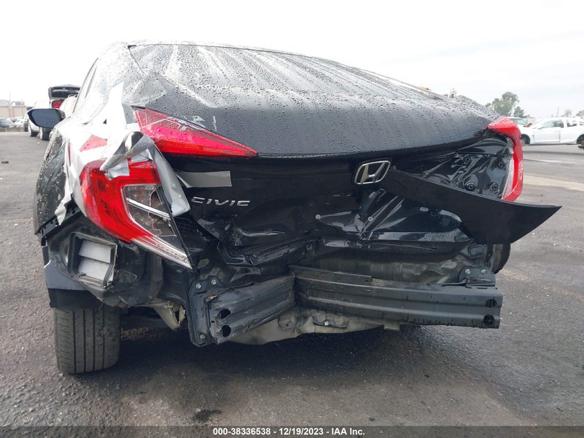 VIN 2HGFC2F54JH538604 2018 HONDA CIVIC LX