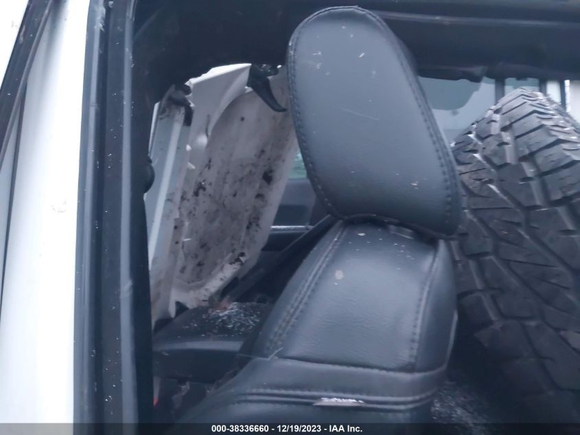 2014 JEEP WRANGLER UNLIMITED SAHARA - 1C4HJWEG5EL284384