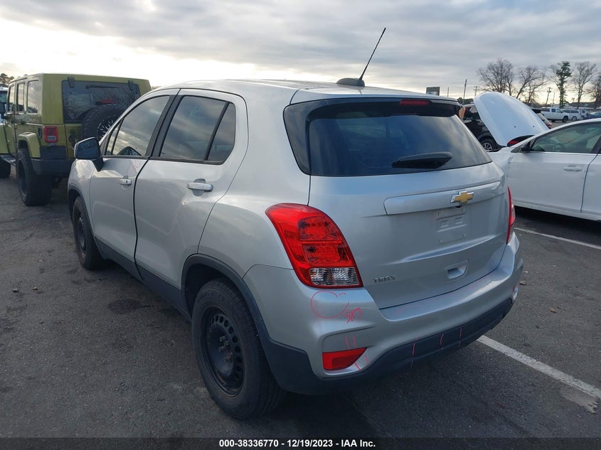 VIN KL7CJKSB2HB212559 2017 CHEVROLET TRAX LS