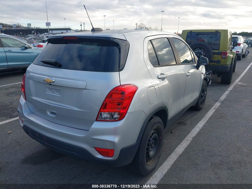 VIN KL7CJKSB2HB212559 2017 CHEVROLET TRAX LS