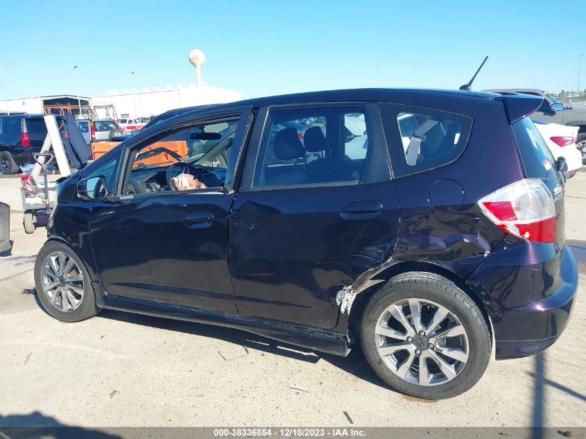 2013 HONDA FIT SPORT - JHMGE8H52DC045913