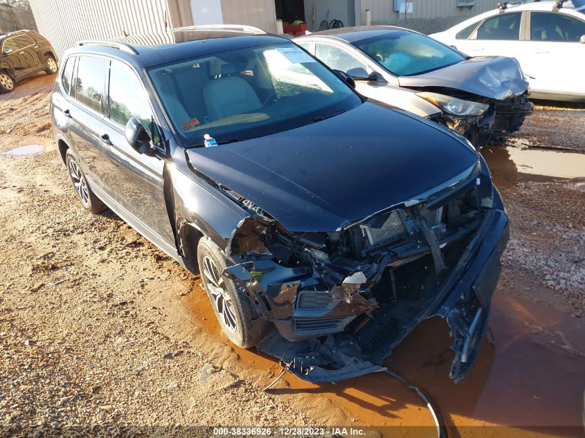 2019 VOLKSWAGEN TIGUAN 2.0T SE/2.0T SEL/2.0T SEL R-LINE/2.0T SEL R-LINE BLACK - 3VV3B7AX4KM125922