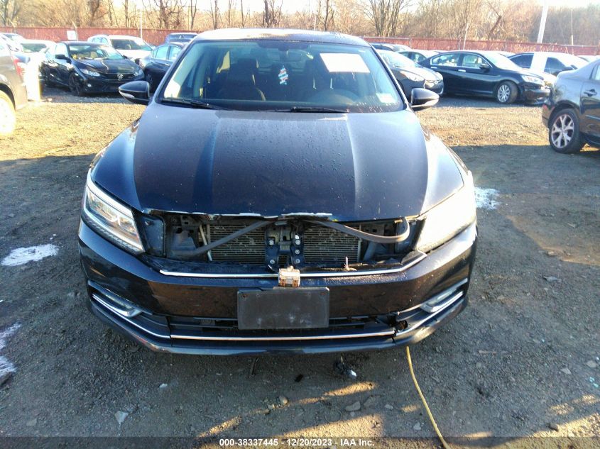 2017 VOLKSWAGEN PASSAT 1.8T SE - 1VWGT7A34HC012036