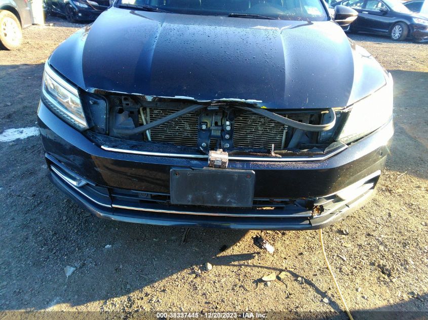 2017 VOLKSWAGEN PASSAT 1.8T SE - 1VWGT7A34HC012036