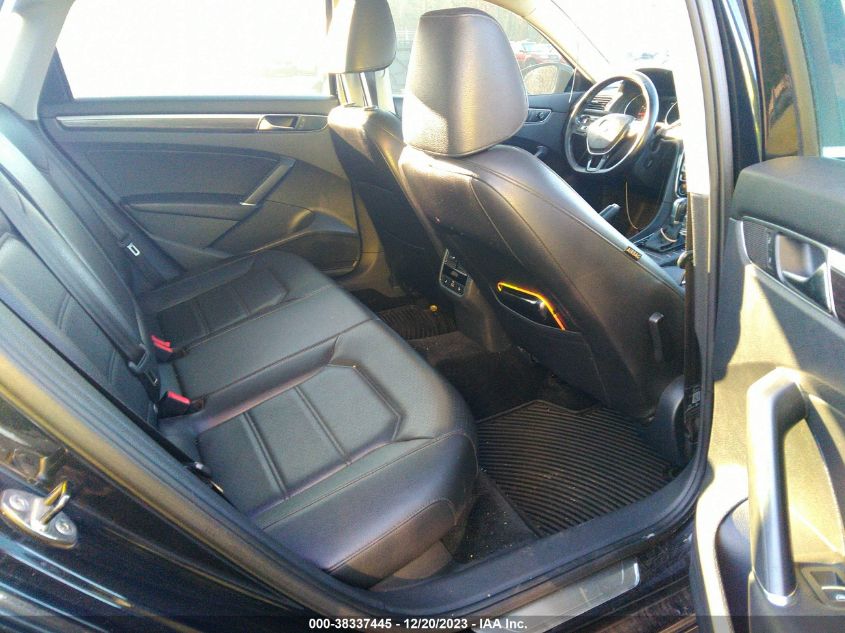 2017 VOLKSWAGEN PASSAT 1.8T SE - 1VWGT7A34HC012036