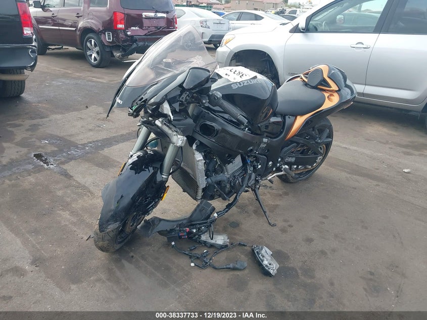 VIN JS1EJ11B5N7100001 2022 SUZUKI GSX1300 RR