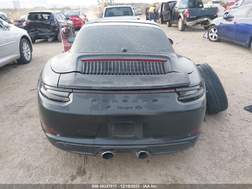 2017 PORSCHE 911 TARGA 4S WP0BB2A95HS136149