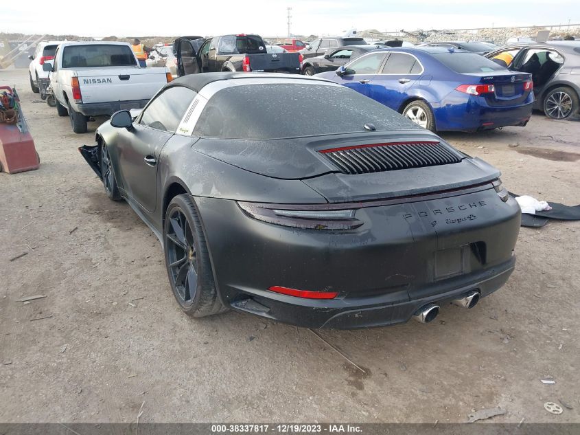 2017 PORSCHE 911 TARGA 4S WP0BB2A95HS136149