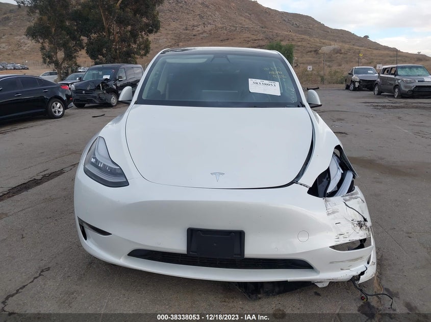 VIN 7SAYGDEE2NF459441 2022 TESLA MODEL Y