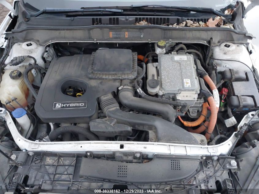 2019 FORD FUSION HYBRID SE - 3FA6P0LUXKR110356