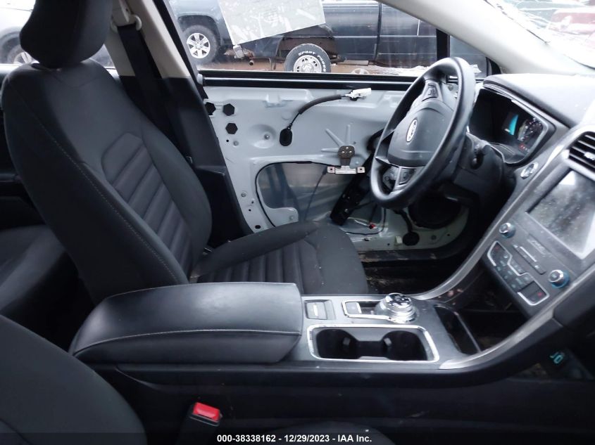 2019 FORD FUSION HYBRID SE - 3FA6P0LUXKR110356