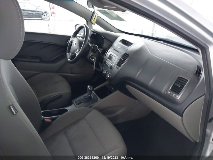 2016 KIA FORTE LX - KNAFK4A67G5548912