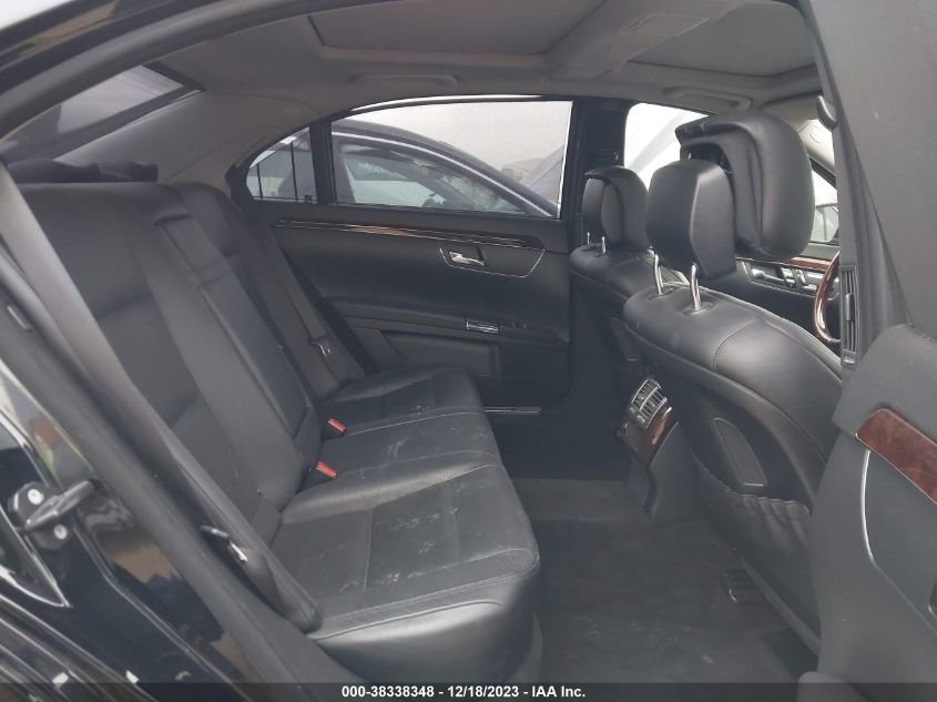 2013 MERCEDES-BENZ S 550 - WDDNG7DB8DA529806