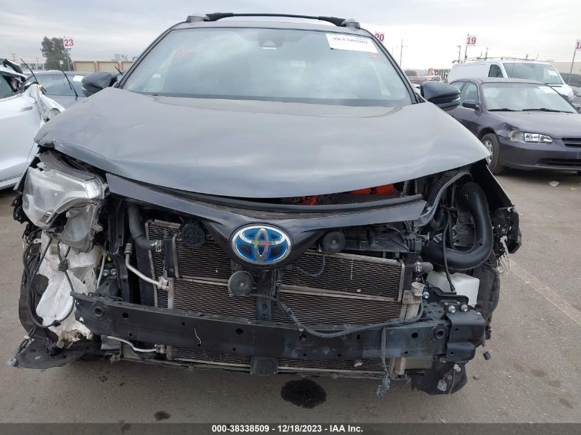 2018 TOYOTA RAV4 HYBRID SE JTMJJREV9JD165730