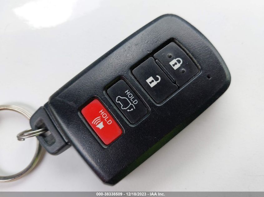 2018 TOYOTA RAV4 HYBRID SE JTMJJREV9JD165730
