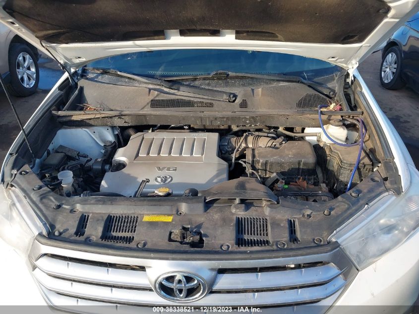 2013 TOYOTA HIGHLANDER PLUS/SE - 5TDBK3EH9DS240170