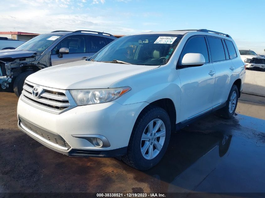 2013 TOYOTA HIGHLANDER PLUS/SE - 5TDBK3EH9DS240170