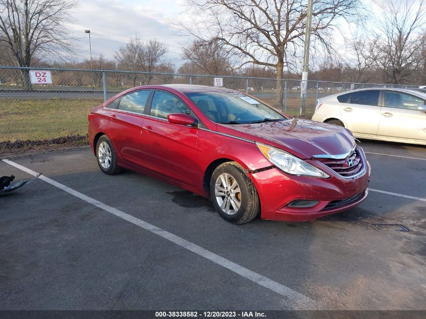 2013 HYUNDAI SONATA GLS - 5NPEB4ACXDH709981