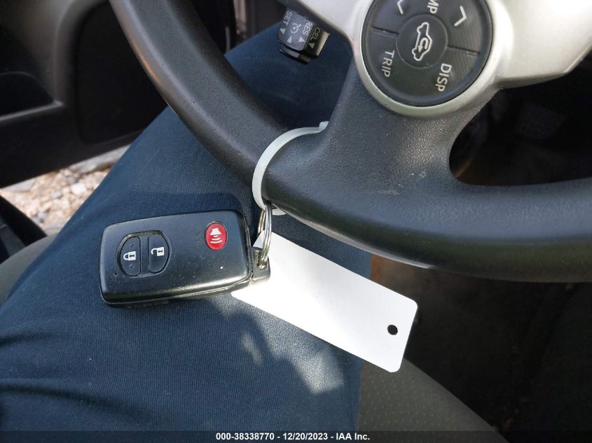 2013 TOYOTA PRIUS TWO - JTDKN3DU4D5647860